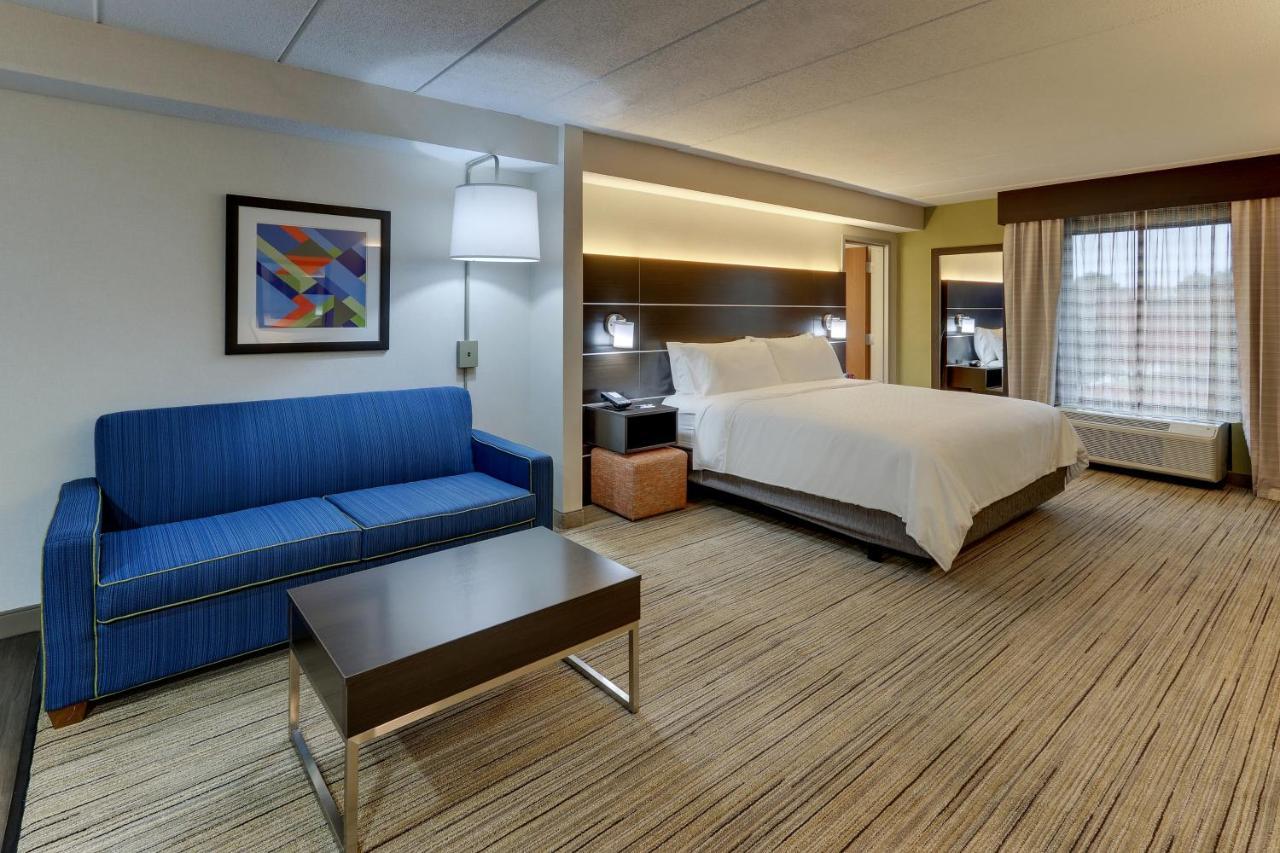 Holiday Inn Express & Suites Troy By Ihg Exterior photo