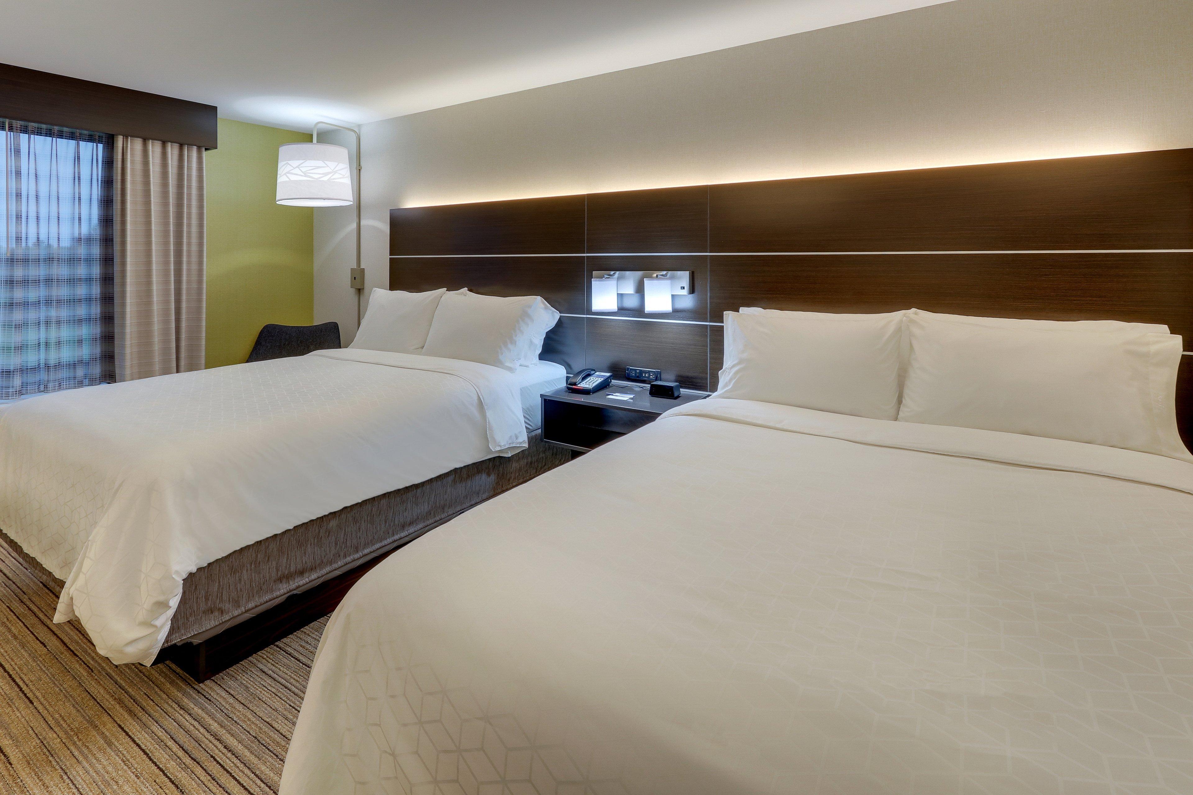 Holiday Inn Express & Suites Troy By Ihg Exterior photo