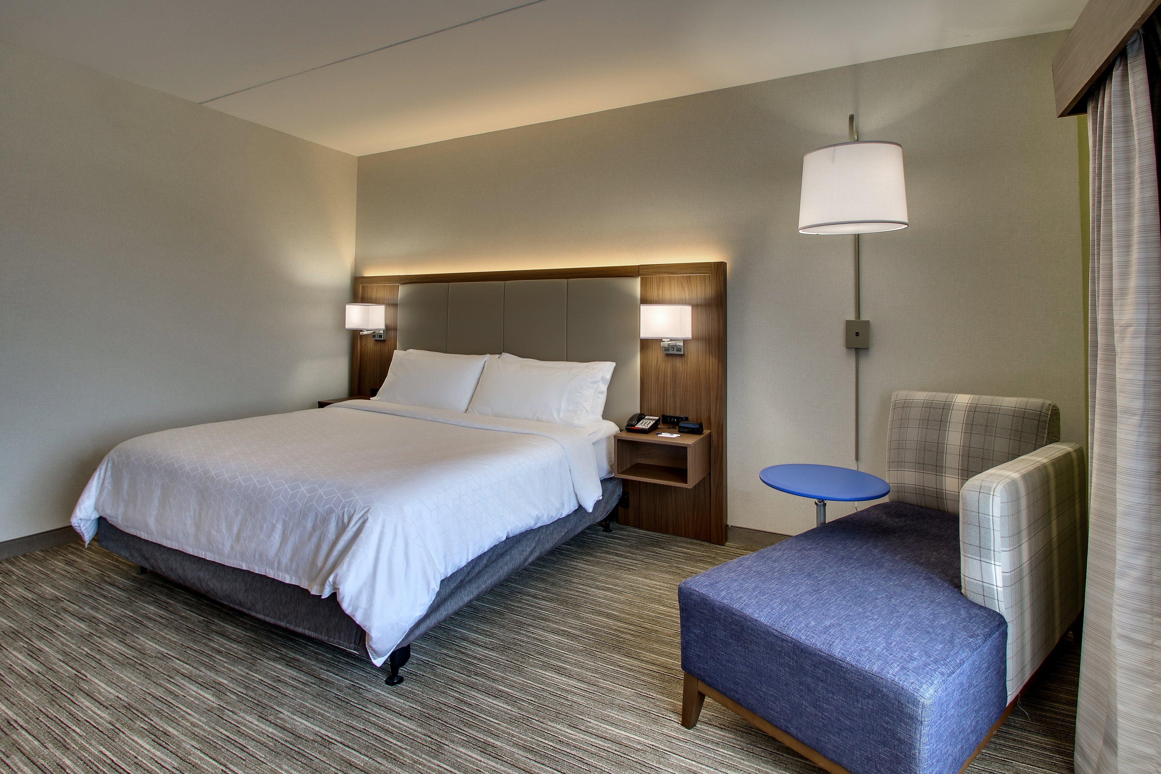 Holiday Inn Express & Suites Troy By Ihg Exterior photo