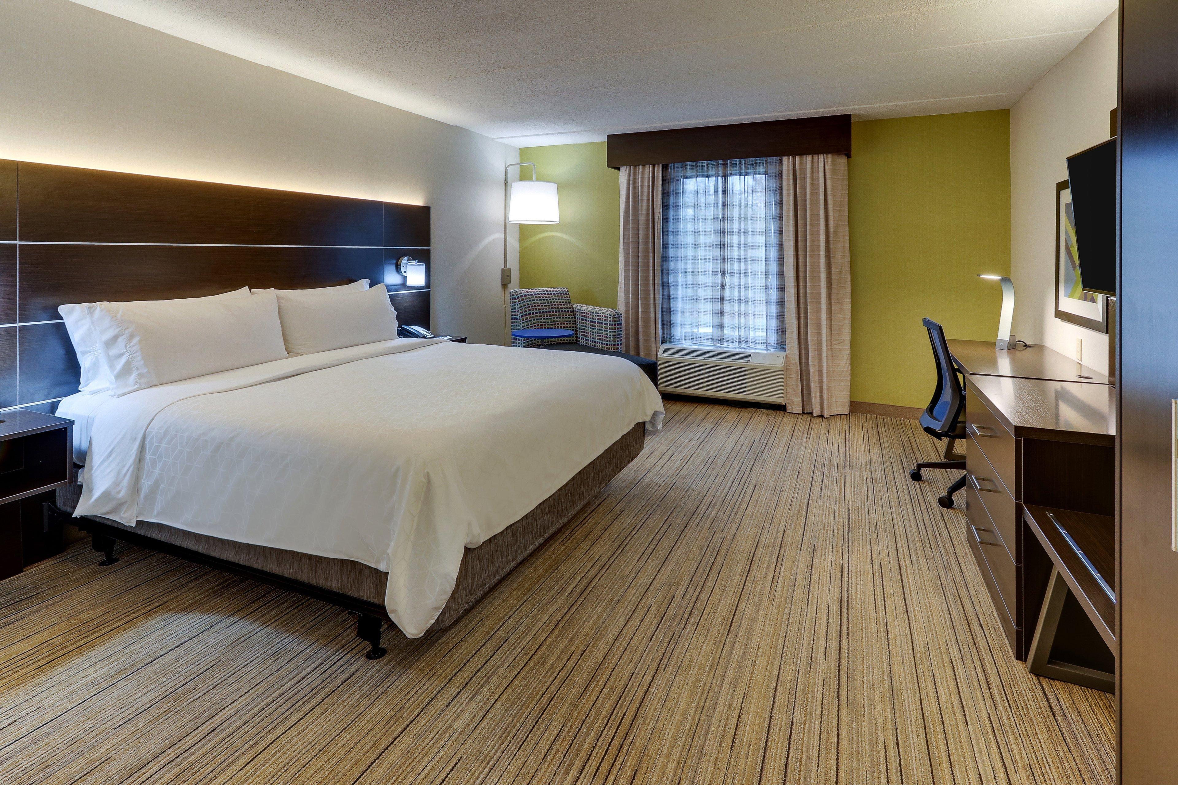 Holiday Inn Express & Suites Troy By Ihg Exterior photo