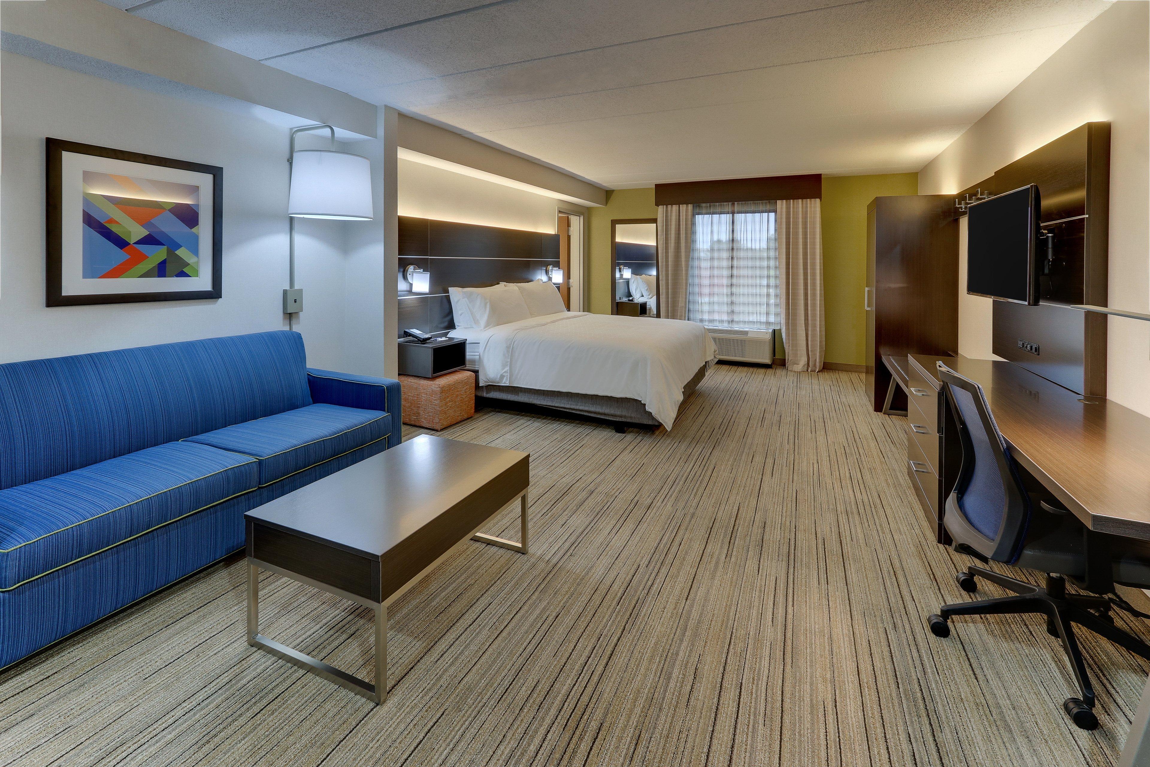 Holiday Inn Express & Suites Troy By Ihg Exterior photo